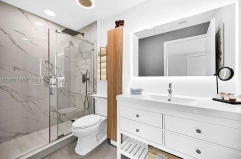 300 S Biscayne Blvd L-1232, Miami FL - photo 15 of 19