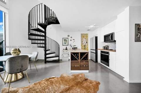 300 S Biscayne Blvd L-1232, Miami FL - photo 6 of 19