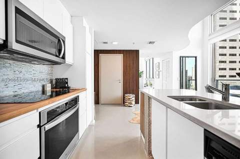 300 S Biscayne Blvd L-1232, Miami FL - photo 7 of 19