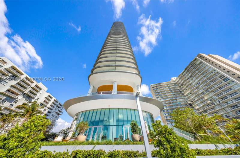 2 bedroom Condominium at 175 SE 25 Road 1203, Una Residences, Miami — photo 2