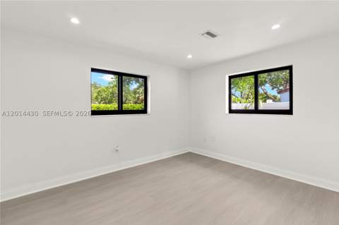 10 NW 100th St, Miami Shores FL - photo 13 of 40