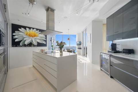 18201 Collins Ave 4901, Sunny Isles Beach FL - photo 12 of 34