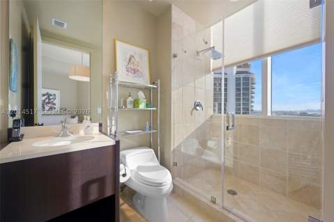 18201 Collins Ave 4901, Sunny Isles Beach FL - photo 23 of 34
