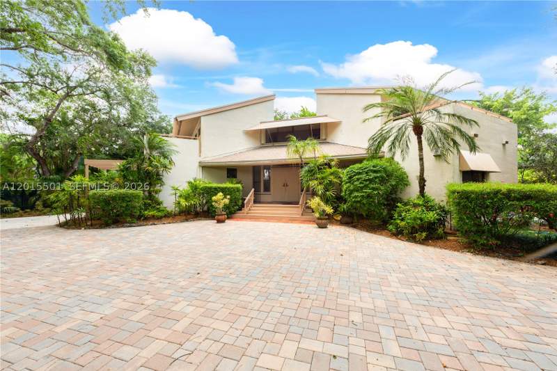 3 bedroom SingleFamilyResidence at 8875 SW 110th St, Unincorporated Dade, Miami — photo 3