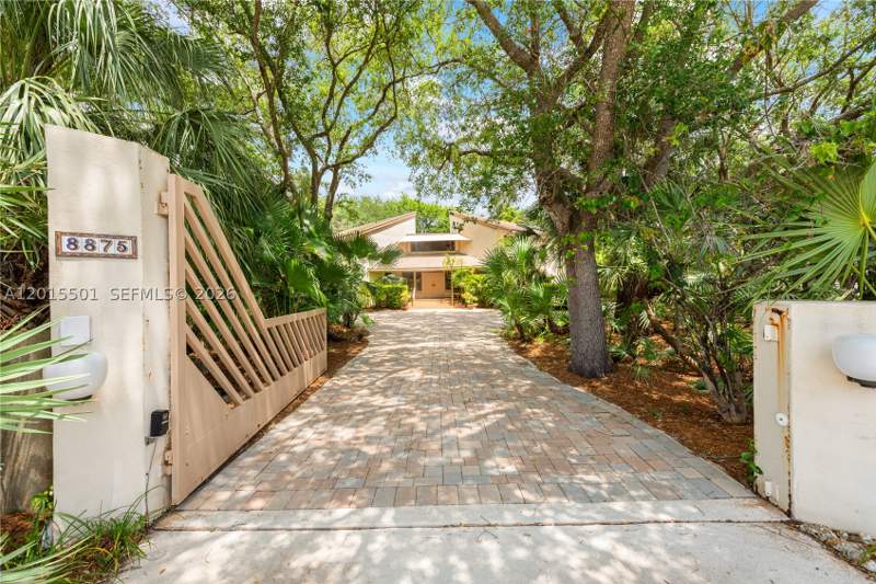 3 bedroom SingleFamilyResidence at 8875 SW 110th St, Unincorporated Dade, Miami — photo 4
