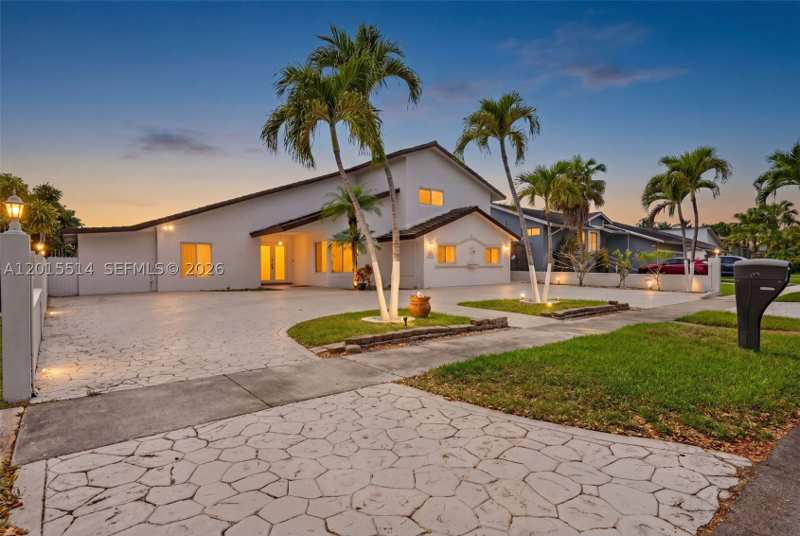 5 bedroom SingleFamilyResidence at 10934 SW 137th Ct, Shores Calusa, Miami — photo 1