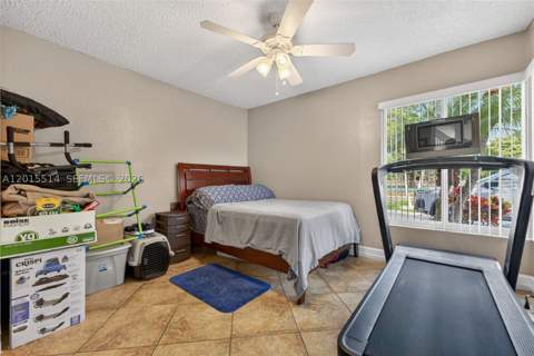 10934 SW 137th Ct, Miami FL - photo 10 of 36