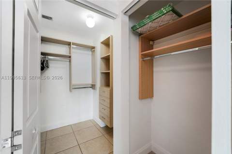 2000 N Bayshore Dr 702, Miami FL - photo 13 of 33