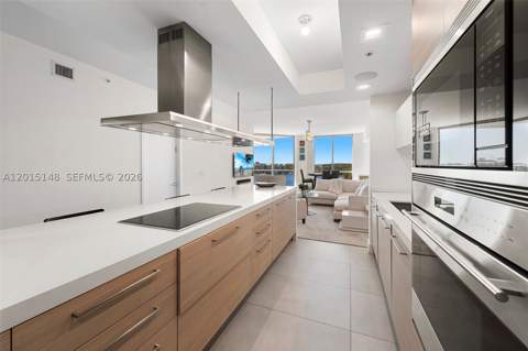 17111 Biscayne Blvd 606, North Miami Beach FL - photo 12 of 35