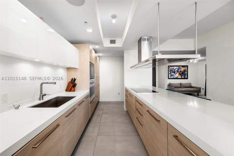 17111 Biscayne Blvd 606, North Miami Beach FL - photo 13 of 35