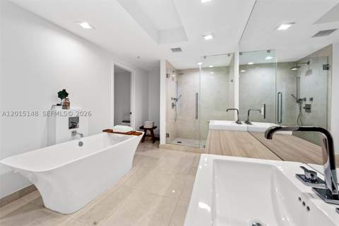 17111 Biscayne Blvd 606, North Miami Beach FL - photo 20 of 35