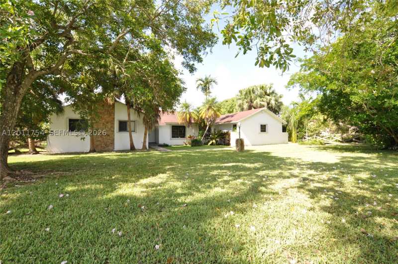 5 bedroom SingleFamilyResidence at 16760 SW 280th St, The Redlands Sec 2, Homestead — photo 1