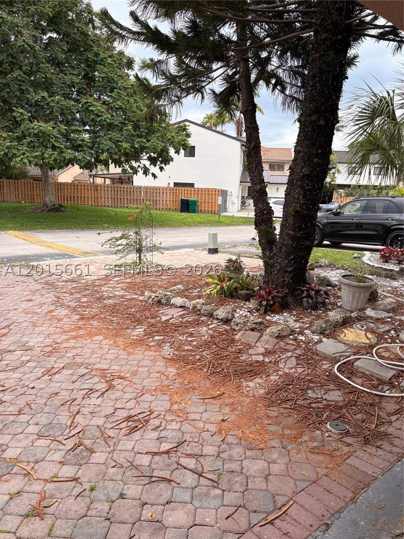 4 bedroom SingleFamilyResidence at 10135 SW 156th Ave, Lakeside At The Hammocks, Miami — photo 4