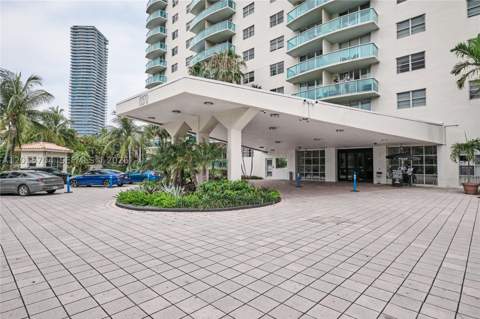 19370 Collins Ave 826, Sunny Isles Beach FL - photo 10 of 10
