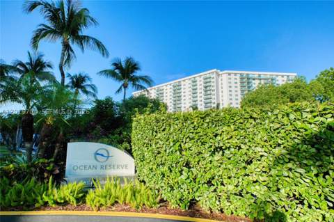 19370 Collins Ave 826, Sunny Isles Beach FL - photo 7 of 10