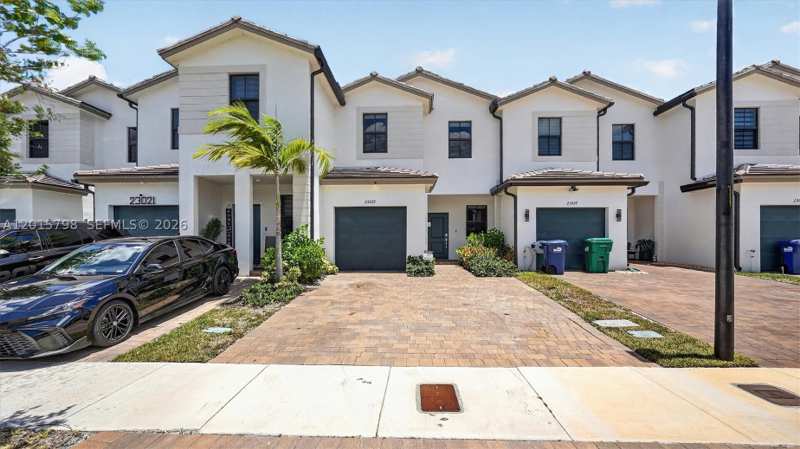 3 bedroom Townhouse at 23029 SW 128th Pl, Kendall Assemblage North, Miami — photo 1