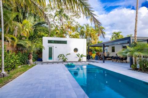 725 NE 81st St, Miami FL - photo 23 of 31