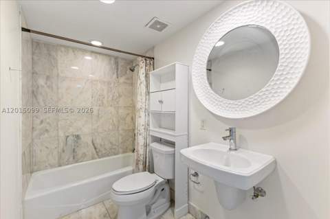 421 Meridian Ave 19, Miami Beach FL - photo 20 of 32