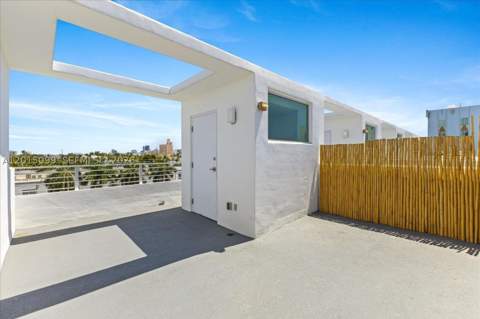 421 Meridian Ave 19, Miami Beach FL - photo 7 of 32