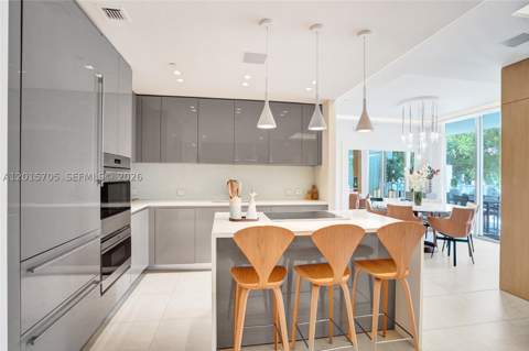 1201 20th St 204, Miami Beach FL - photo 7 of 35