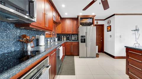 10435 SW 92nd St, Miami FL - photo 10 of 59