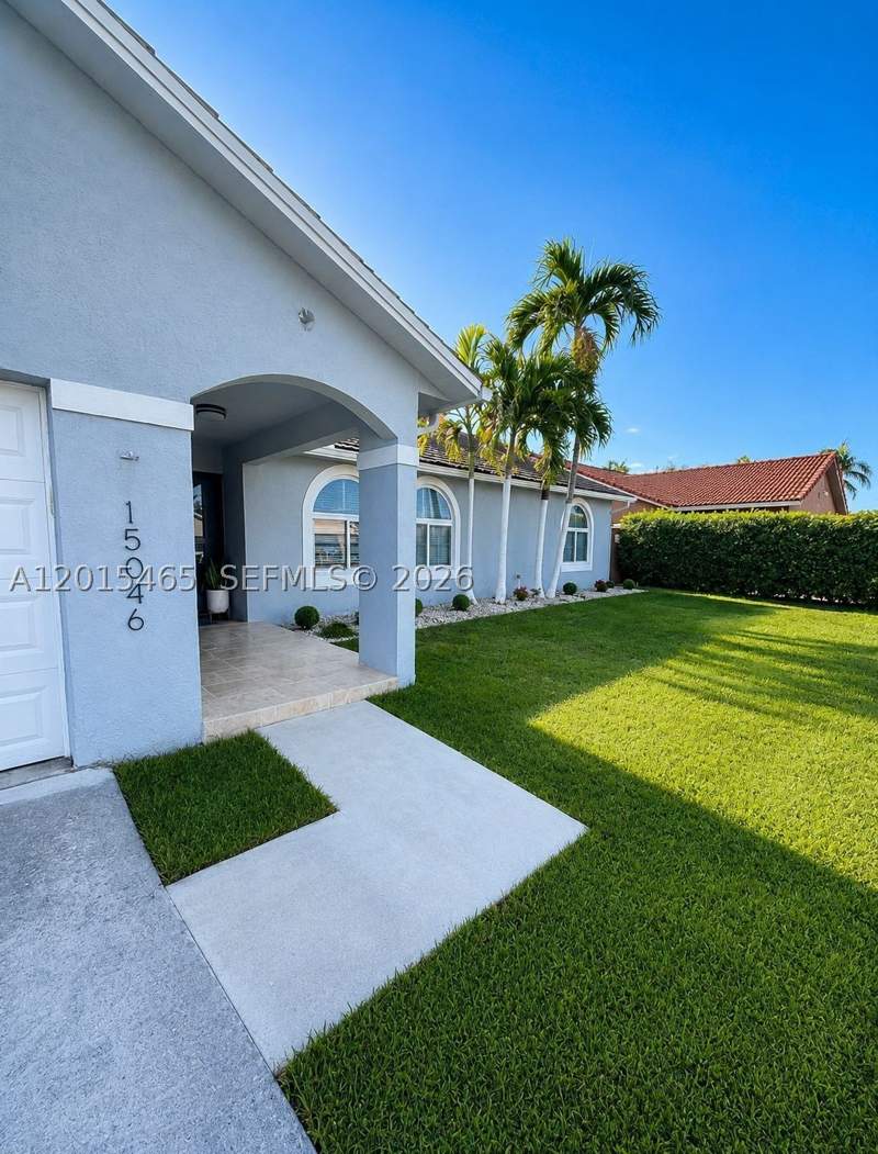 3 bedroom SingleFamilyResidence at 15046 SW 148th Pl, River Bend Sec 2, Miami — photo 3