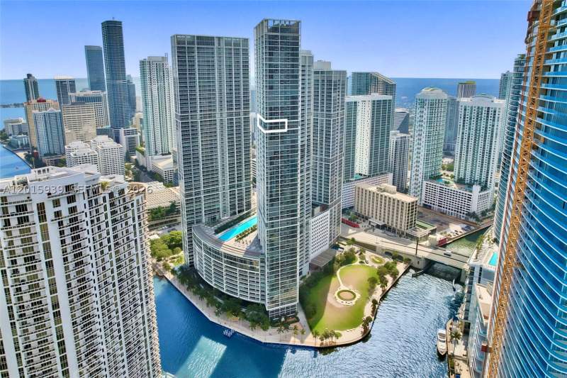 3 bedroom Condominium at 465 Brickell Ave 4101, Iconbrickell Condo No 1, Miami — photo 3