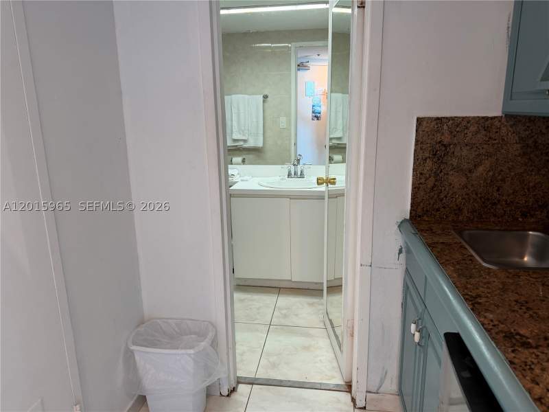 0 bedroom Condominium at 5445 Collins Ave 1606, Castle Beach Club Condo, Miami Beach — photo 4