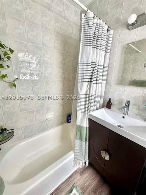 330 74th St 15, Miami Beach FL - photo 12 of 20
