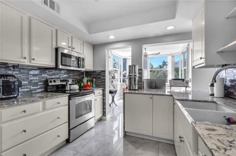 16565 NE 26th Ave 2B, North Miami Beach FL - photo 11 of 45
