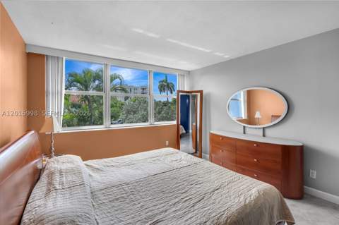 16565 NE 26th Ave 2B, North Miami Beach FL - photo 15 of 45