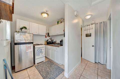 2890 NW 160th St, Miami Gardens FL - photo 24 of 40