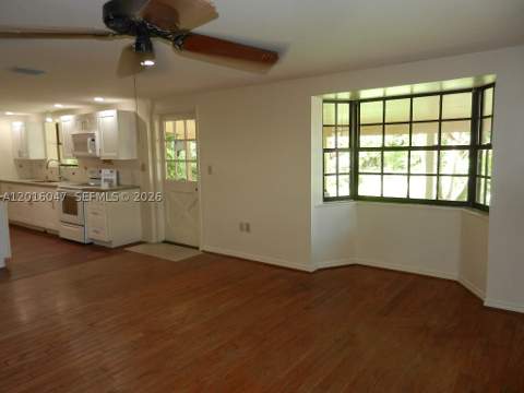 18950 SW 240th St, Homestead FL - photo 8 of 84