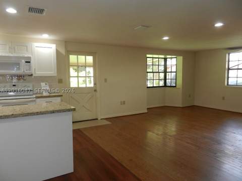 18950 SW 240th St, Homestead FL - photo 9 of 84