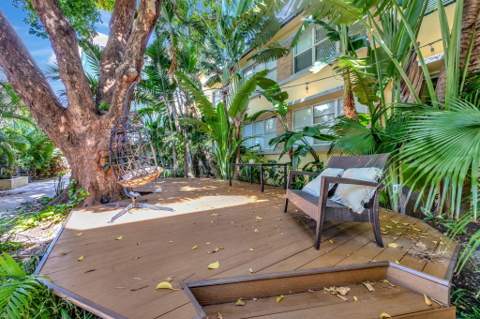 1446 Lenox Avenue 5, Miami Beach FL - photo 23 of 30