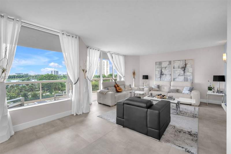 3 bedroom Condominium at 20191 E Country Club Dr 601, Terraces North Turnberry, Aventura — photo 2