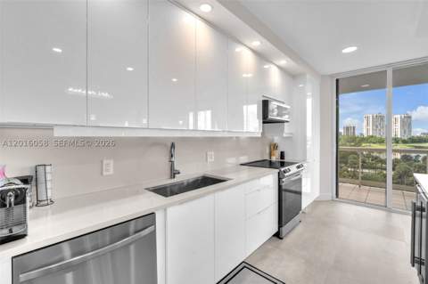 20191 E Country Club Dr 601, Aventura FL - photo 7 of 39
