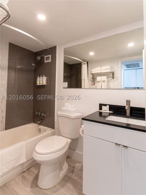19201 Collins Ave 425, Sunny Isles Beach FL - photo 8 of 10