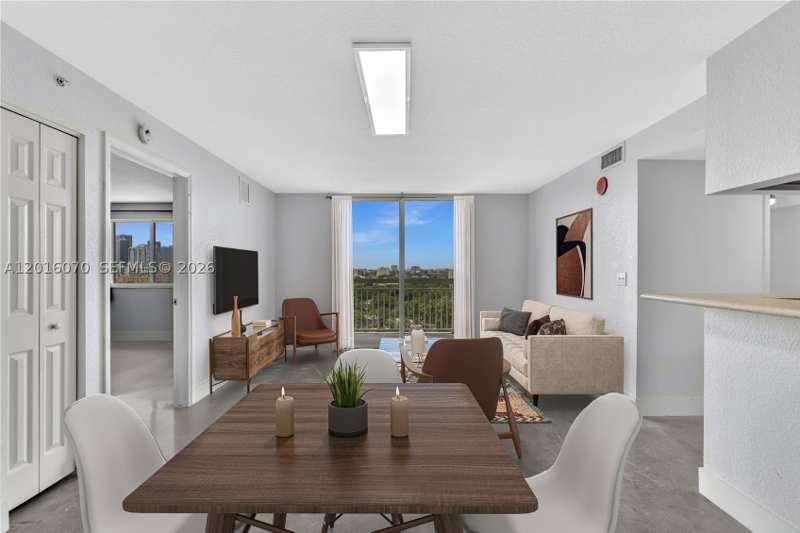 2 bedroom Condominium at 816 NW 11th St 1208, Seybold Pointe Condo, Miami — photo 1