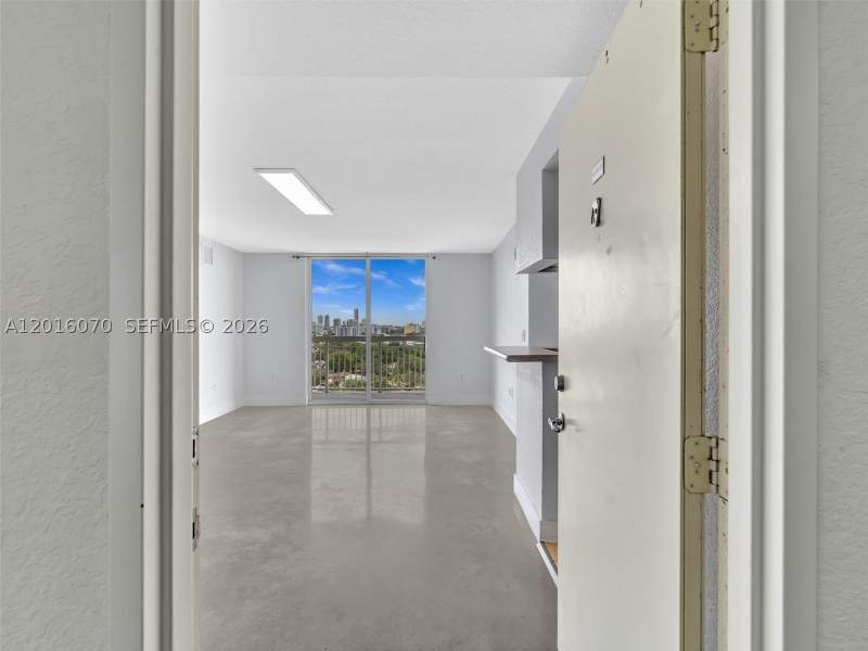 2 bedroom Condominium at 816 NW 11th St 1208, Seybold Pointe Condo, Miami — photo 5