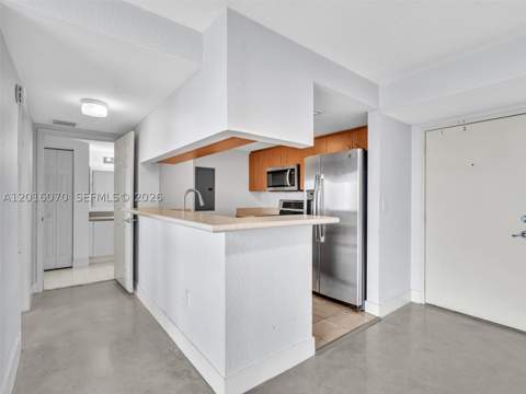 816 NW 11th St 1208, Miami FL - photo 9 of 43
