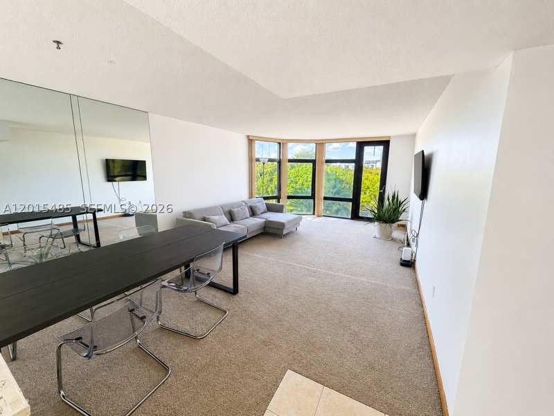 2 bedroom Condominium at 3375 N Country Club Dr 407, Bonavista Condo, Aventura — photo 1