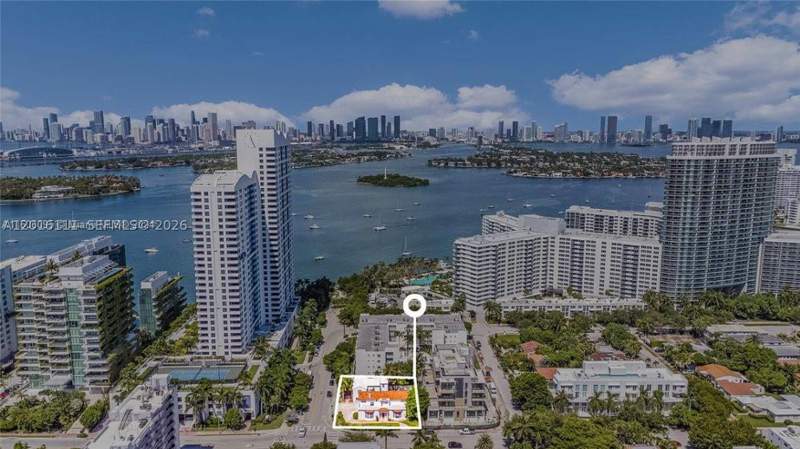 10 bedroom SingleFamilyResidence at 1400 West Ave, Alton Beach Bay Front Re-, Miami Beach — photo 3