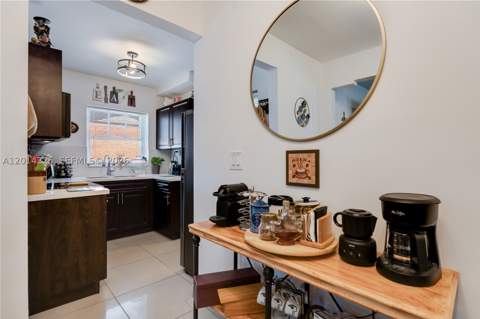 1059 NW 77th St, Miami FL - photo 7 of 22