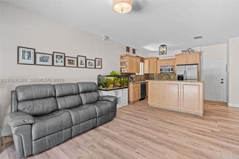 16238 NW 91st Ave, Miami Lakes FL - photo 16 of 52