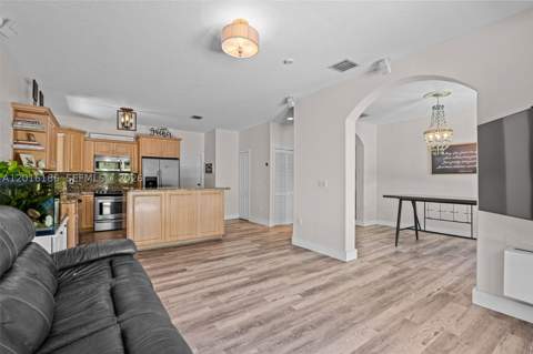 16238 NW 91st Ave, Miami Lakes FL - photo 18 of 52