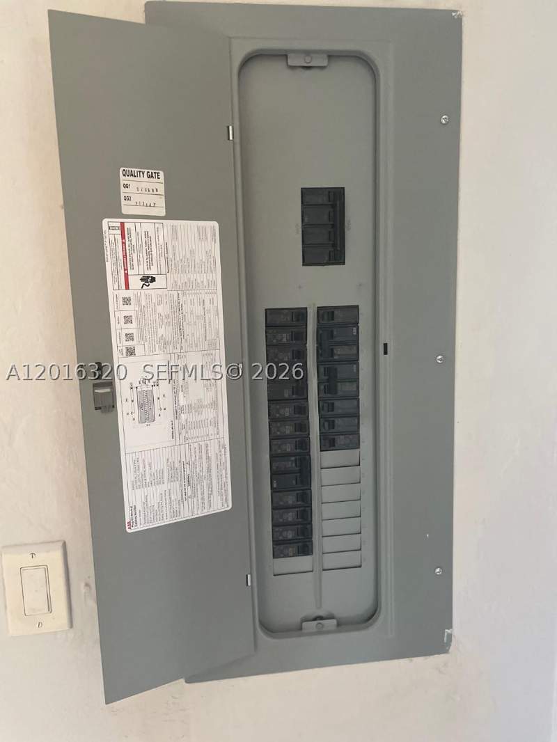 3 bedroom Townhouse at 14220 NE 3rd Ct 10A, The Arbour Townhouse Cond, Miami — photo 5