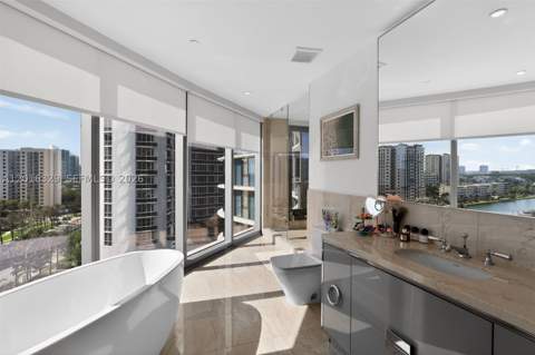 15701 Collins Ave 805, Sunny Isles Beach FL - photo 19 of 26