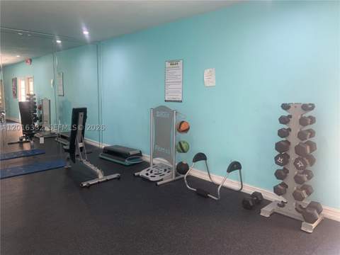 17911 NW 68th Ave M201, Hialeah FL - photo 17 of 18
