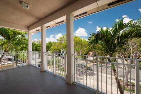381 NE 35th Terrace, Homestead FL - photo 13 of 30